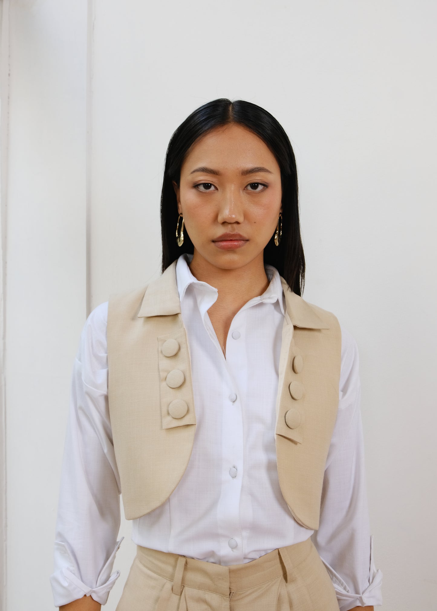 SERENE OPEN BUTTONED VEST