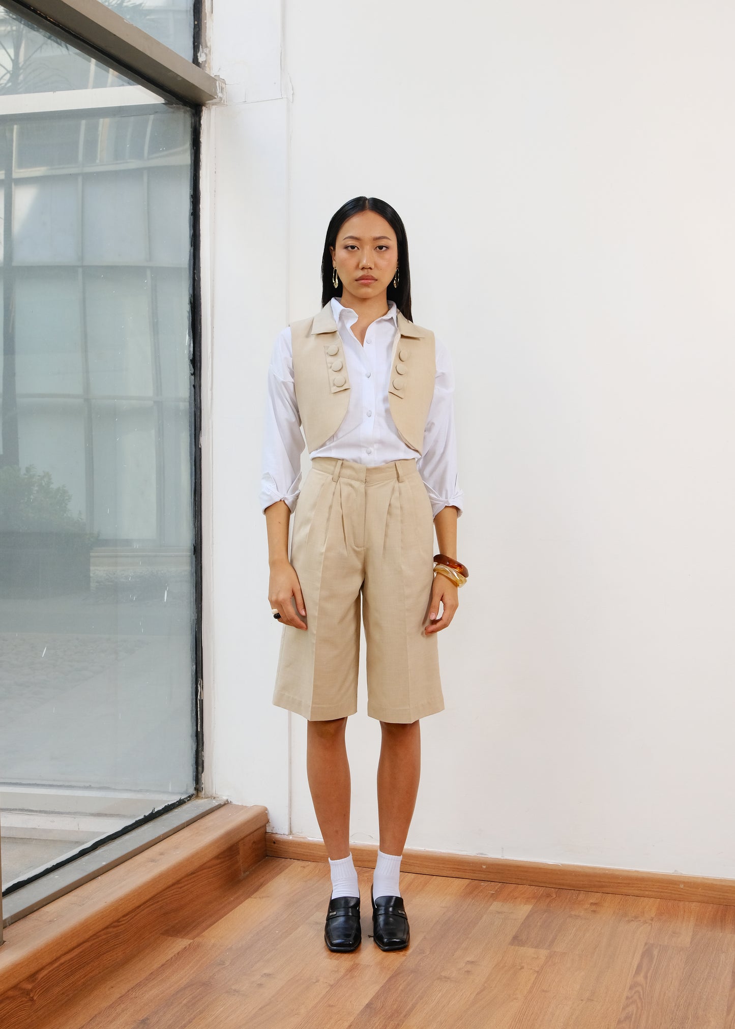 SERENE OPEN BUTTONED VEST