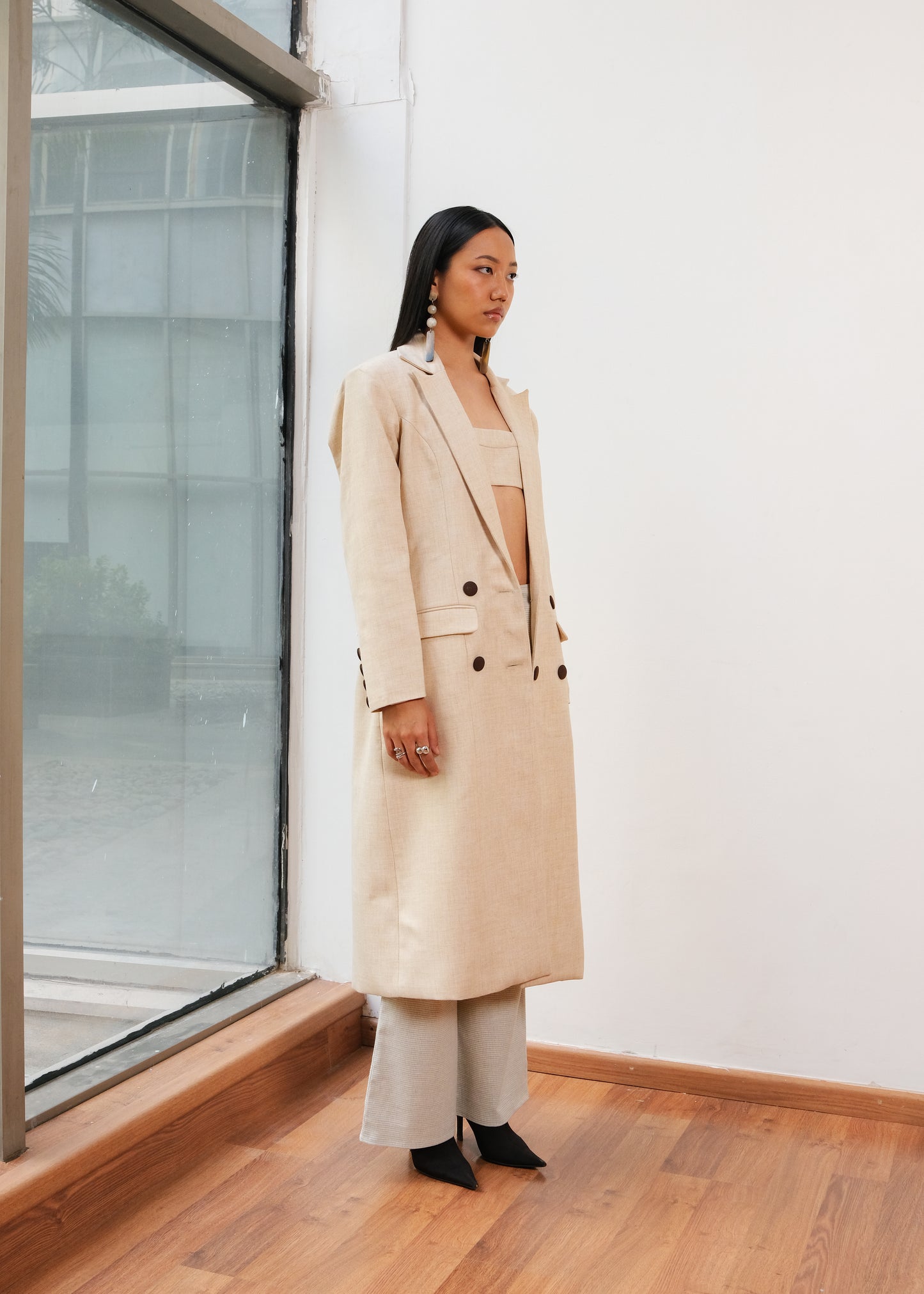THE LONGLINE COAT